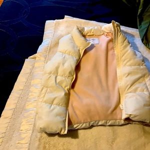 Little girls vest Call Navy size 5T color white good condition